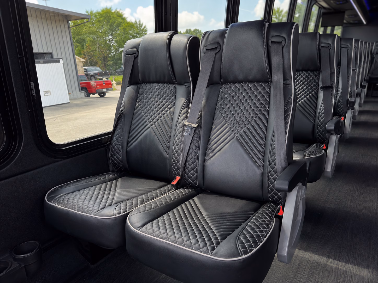 lax charter bus rentals airport transfers from compton